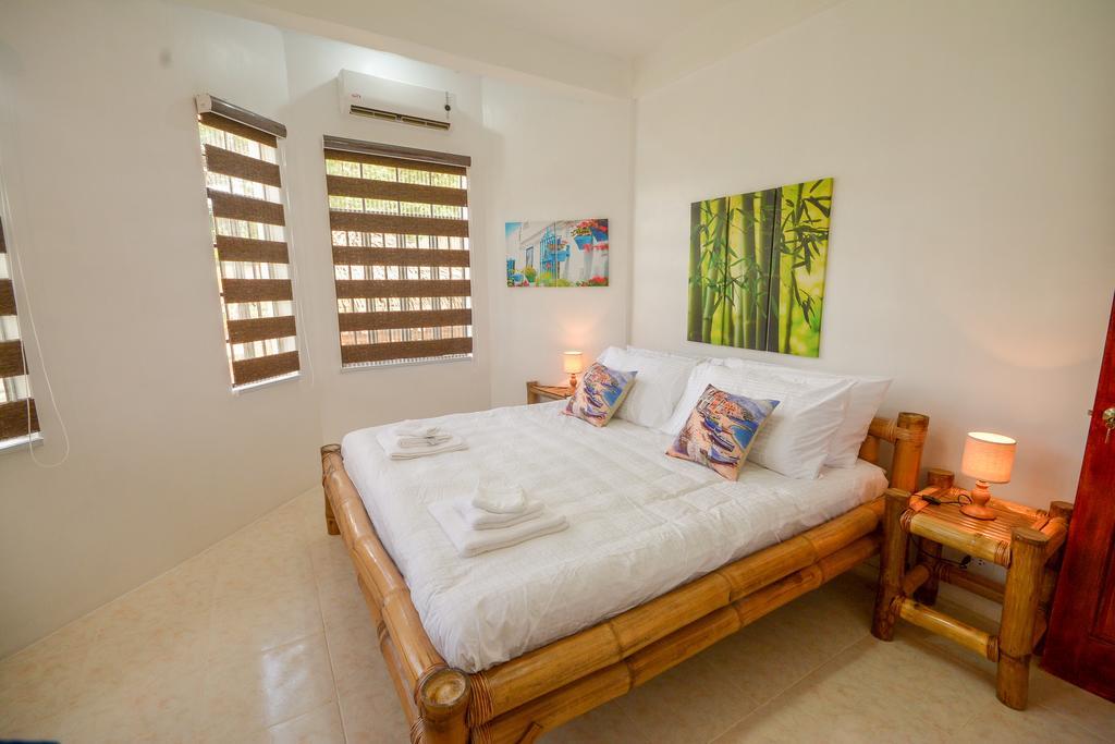 Hilltop Pool And Villa Puerto Princesa Екстериор снимка