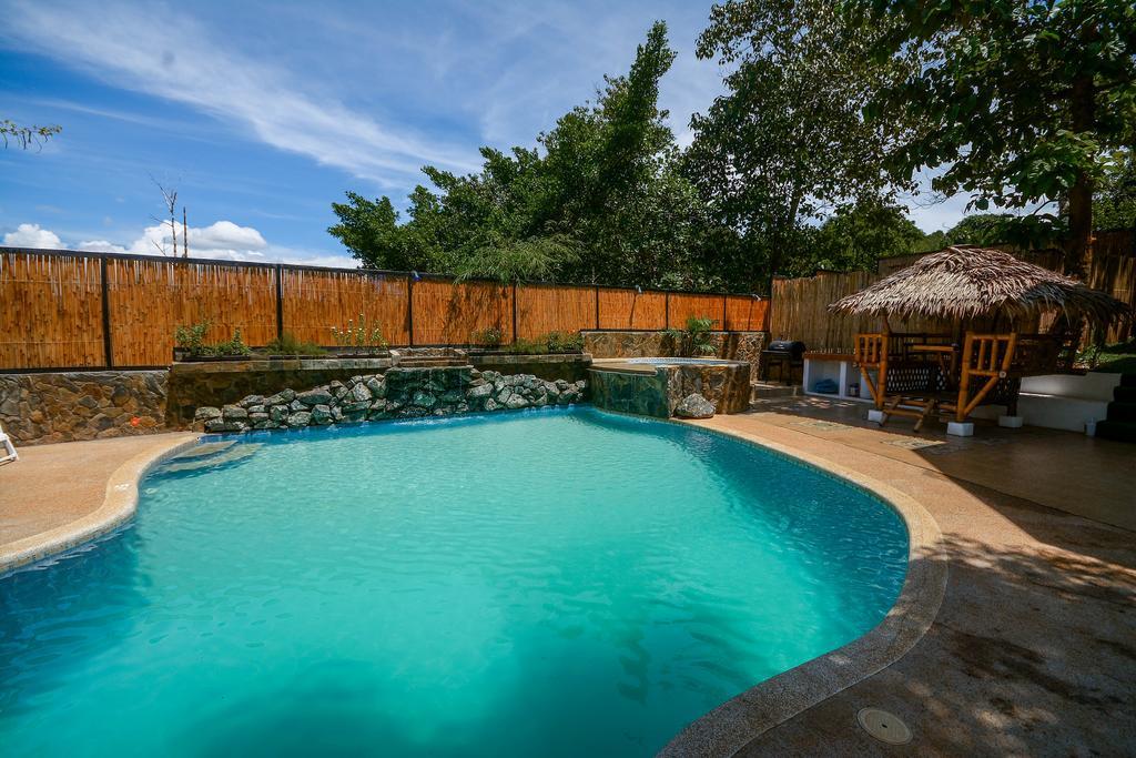 Hilltop Pool And Villa Puerto Princesa Екстериор снимка
