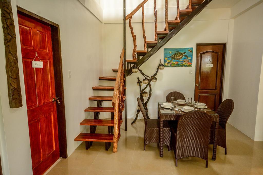 Hilltop Pool And Villa Puerto Princesa Екстериор снимка